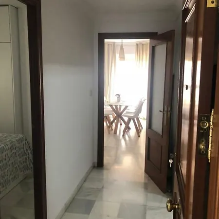Piso Calle Miguel Bueno Lara 8 - アパート *