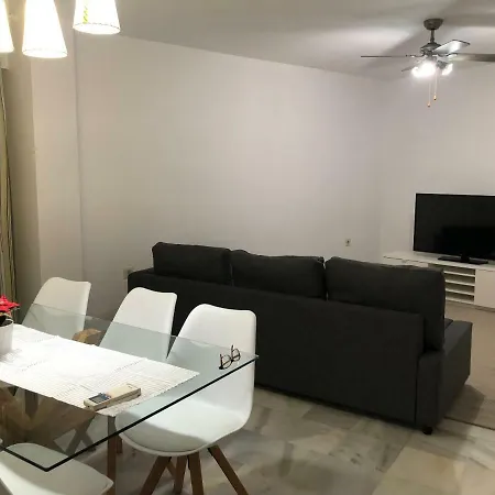 Piso Calle Miguel Bueno Lara 8 - マラガ
