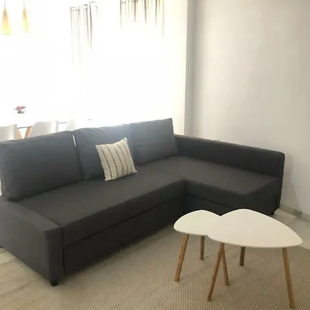 Piso Calle Miguel Bueno Lara 8 - アパート